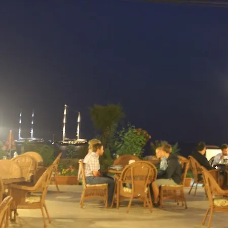 Mithat Hotel 2*
